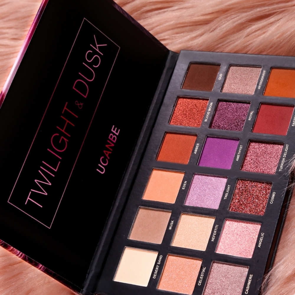 🌚Twilight & Dusk Eye Palette new in box